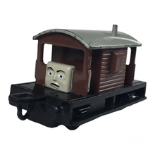 画像をギャラリービューアに読み込む, 2001 ERTL Spiteful Brakevan - 
