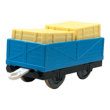 Cargar imagen en el visor de la galería, 2007 Plarail Shaking Box Truck -
