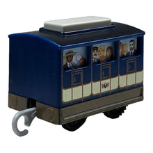 Load image into Gallery viewer, 2016 Mattel Ulfsted Coach -
