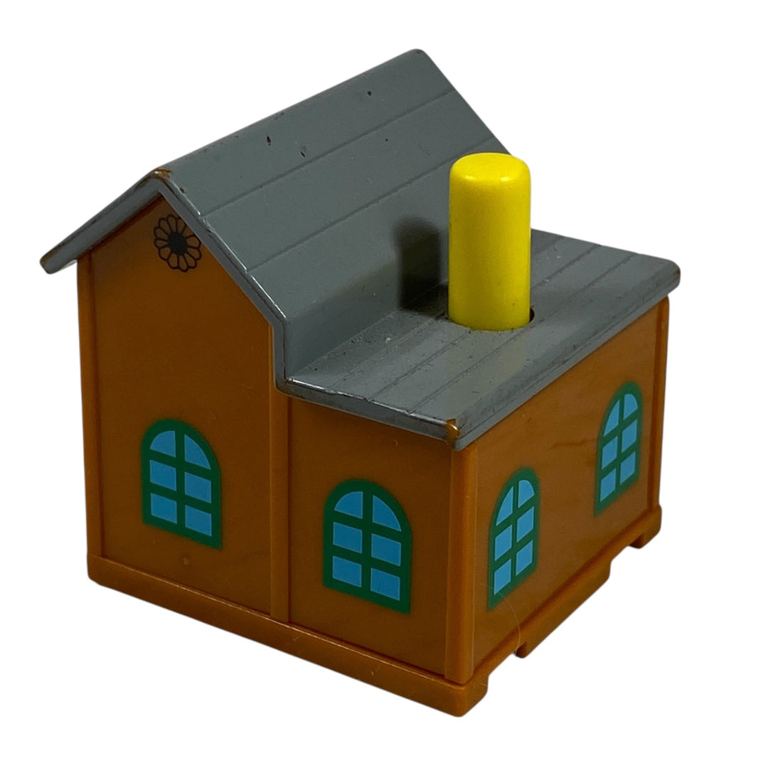 Plarail Capsule Thomas Push & Go Shed