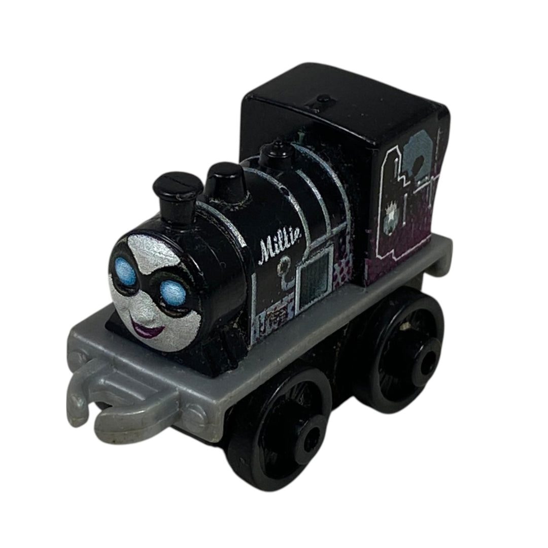 Mini Catwoman Millie