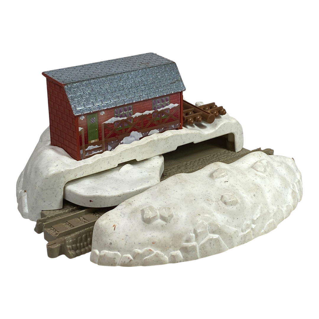 2010 Mattel Avalanche Adventure Snow Station