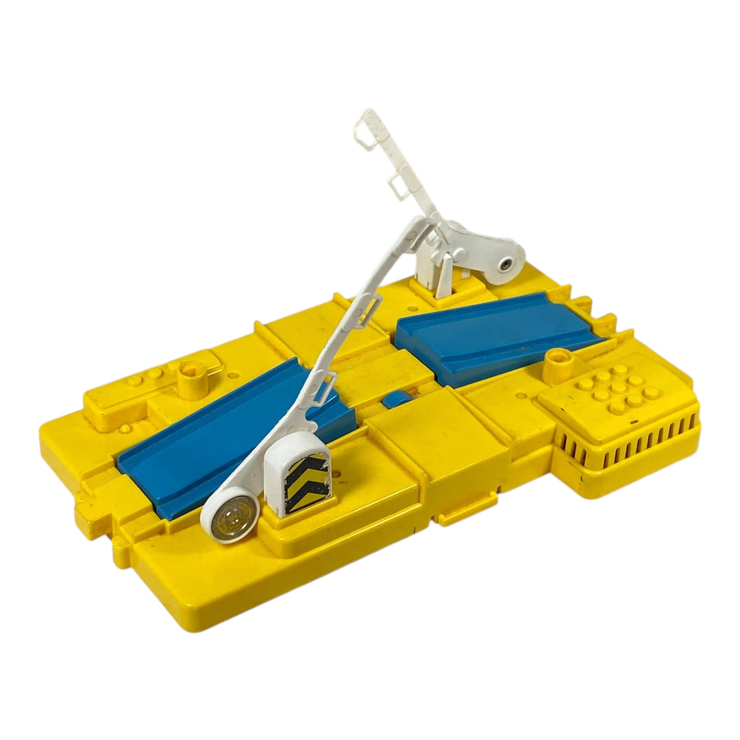 TOMY Yellow Drawbridge 2