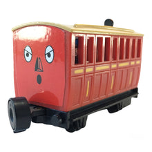 画像をギャラリービューアに読み込む, Bandai TECs Red Narrow Gauge Coach - 
