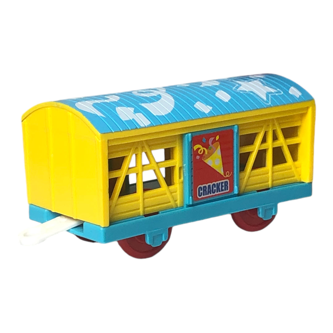 TOMY Celebration Cattle Car