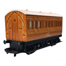 Load image into Gallery viewer, Hornby Old-Style HO/OO Annie - 
