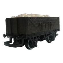 Load image into Gallery viewer, Hornby Old-Style HO/OO Stone Cargo Troublesome Truck - 
