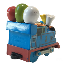 画像をギャラリービューアに読み込む, Plarail Capsule Wind-Up Flowers &amp; Balloons Thomas - 
