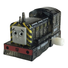 Load image into Gallery viewer, Plarail Capsule Wind-Up Sparkle Mavis - 
