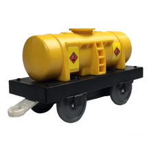 画像をギャラリービューアに読み込む, TOMY Fuel Wagon -
