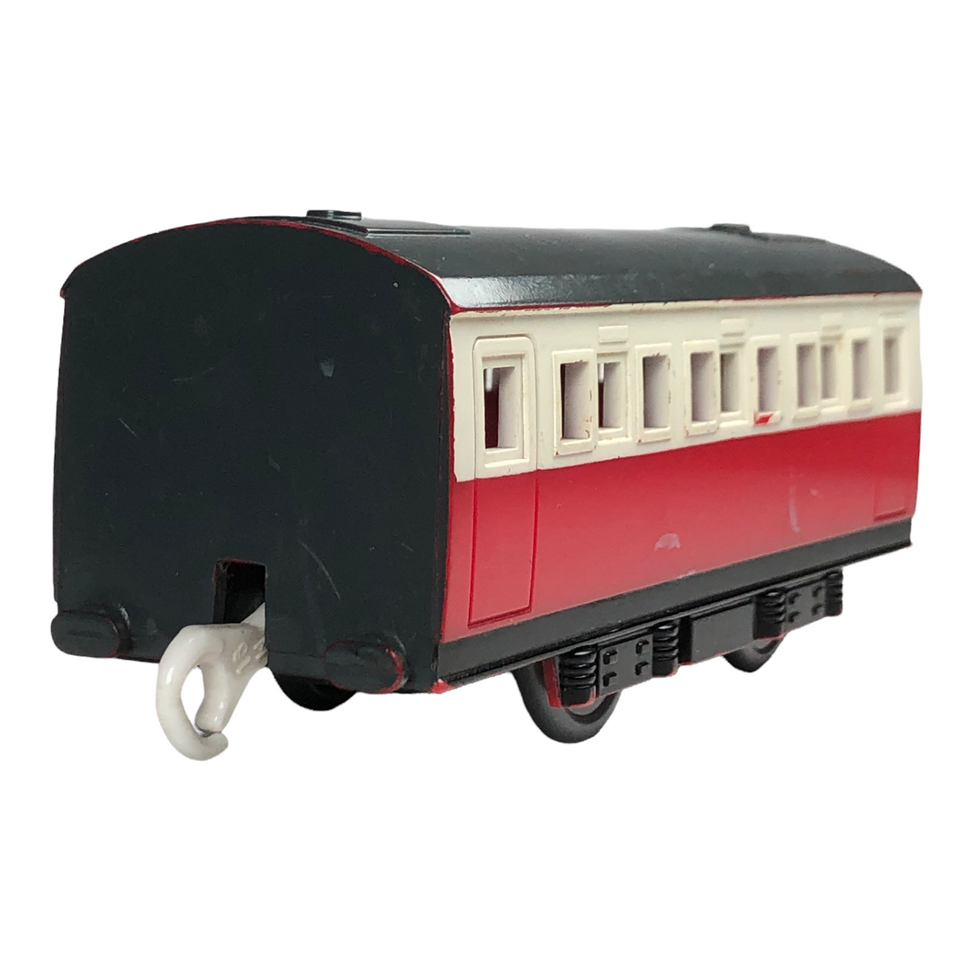 TOMY Red Express Coach – Kaikki