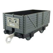 画像をギャラリービューアに読み込む, TOMY Troublesome Truck C -
