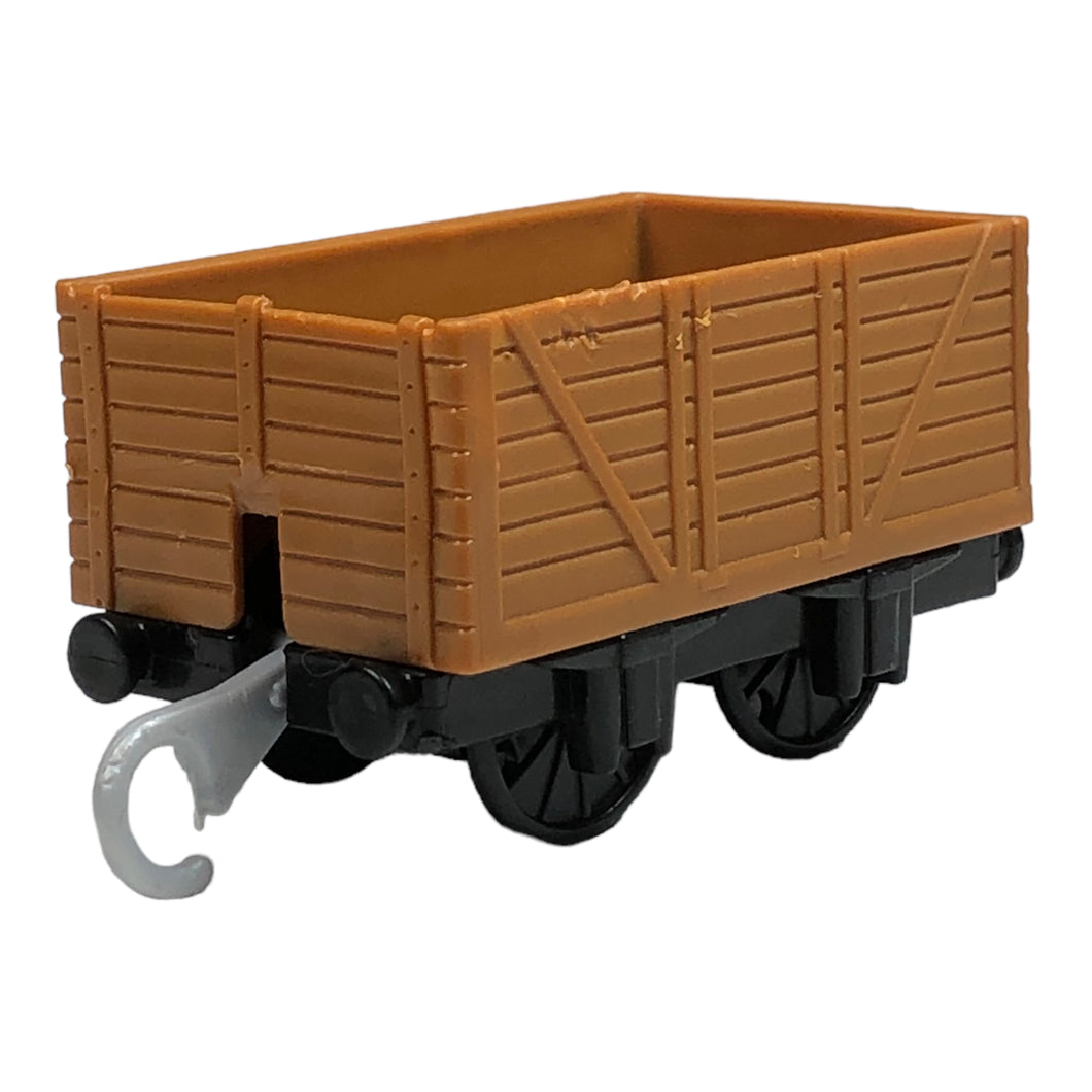 2013 camión marrón Mattel