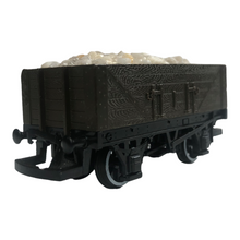 Load image into Gallery viewer, Hornby Old-Style HO/OO Stone Cargo Troublesome Truck

