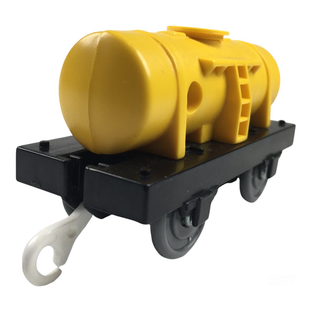 Camión cisterna amarillo TOMY