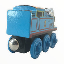 Load image into Gallery viewer, 2003 Wooden Railway Thomas Comes to Breakfast
