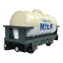 Load image into Gallery viewer, 2004 De Agostini Milk Tanker
